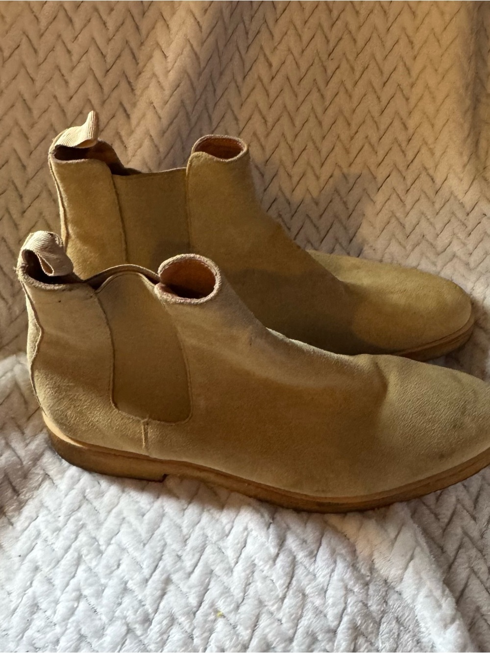 New Republic Men’s 12 Beige Tan Suede Chelsea Boots Ankle Slip On EU 45 Casual